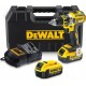 DeWALT Perceuse-visseuse compact DeWalt 18V Li-ion XR - 4Ah - Moteur sans charbon DCD790M2