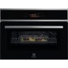 Electrolux Micro ondes combiné EVL8E08X